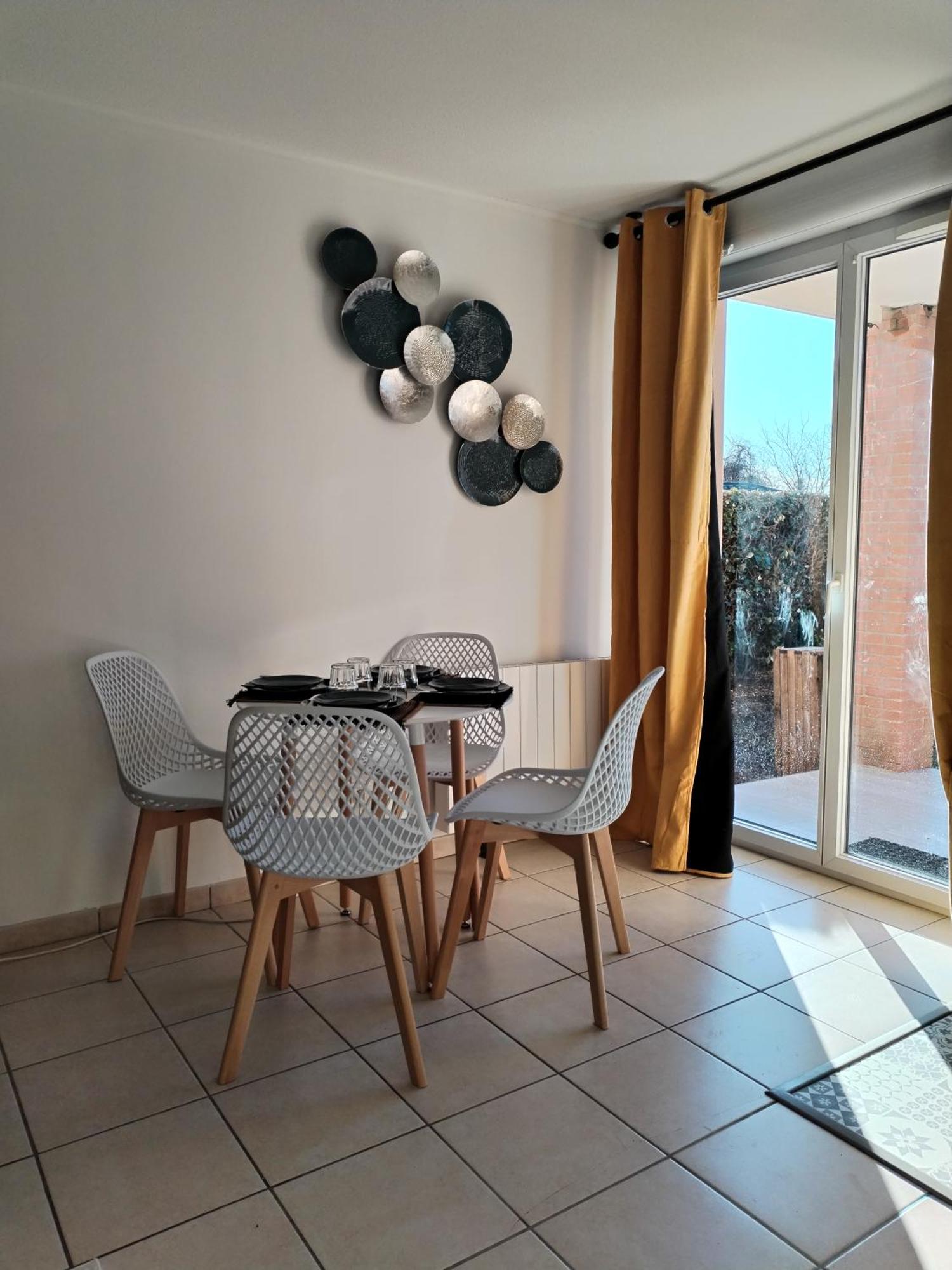 T2 Spacieux Tres Bien Place Gagnac-sur-Garonne Eksteriør bilde